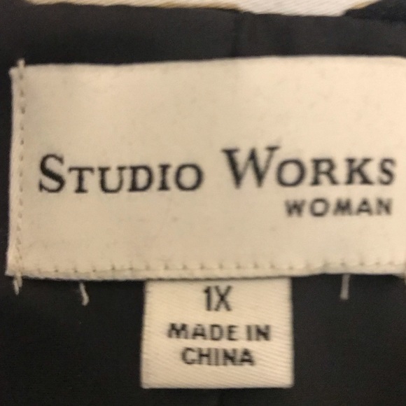 Studio Works Jacket - Picture 2 of 5